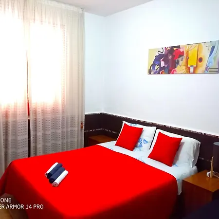 Gasthof Stanza Con Bagno E Cucina In Comune In Giardino